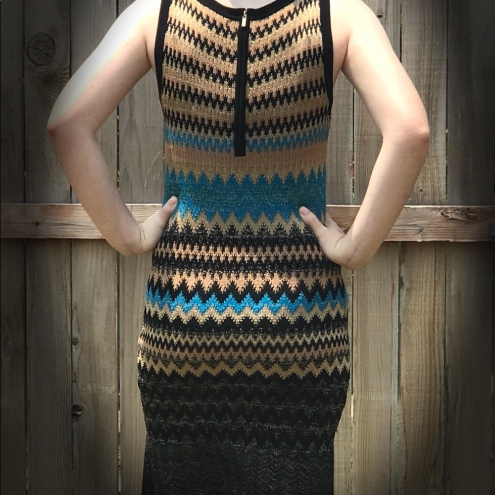 Cache Sweater Dress - Picture 7 of 8